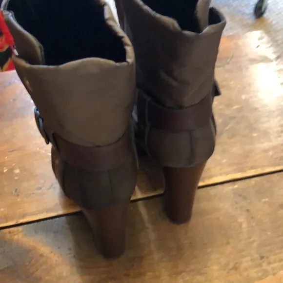 Stuart Weitzman brown leather nylon ankle boot 7.5