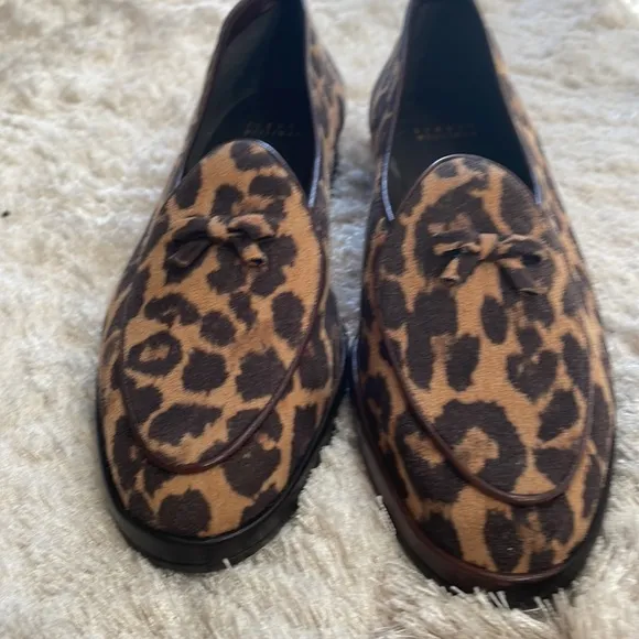 Stuart Weitzman Leopard Loafers with bow detail Size 10.5 SS