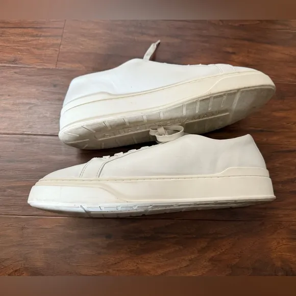 Stuart Weitzman Low Too Heart Men’s White leather Sneakers-Size 12