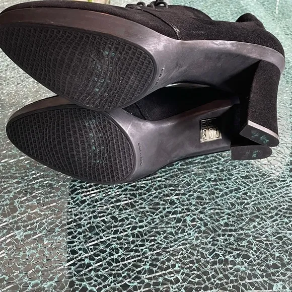 Stuart Weitzman shoes 37.5