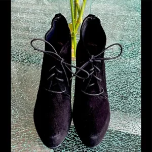 Stuart Weitzman shoes 37.5