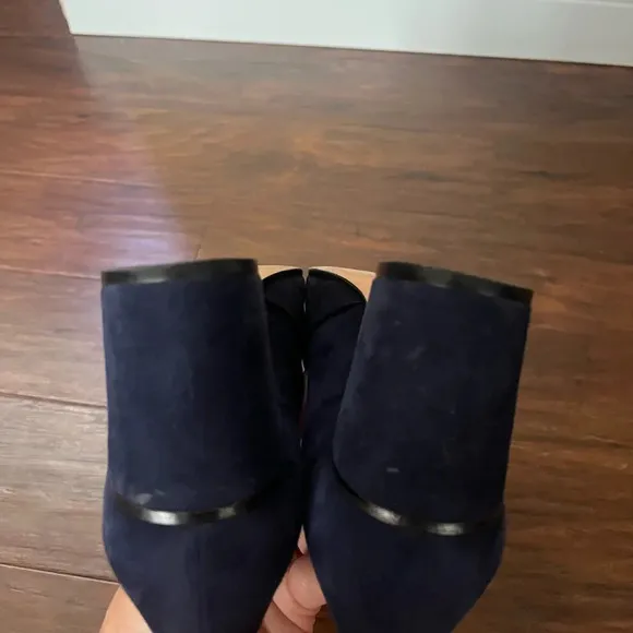 Stuart Weitzman The Preston Cylinder Pump Loafer-Navy Blue Size 9.5