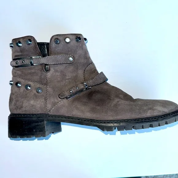Stuart Weitzman Women's Go West Londra Gray Suede Studded Boots Size 10