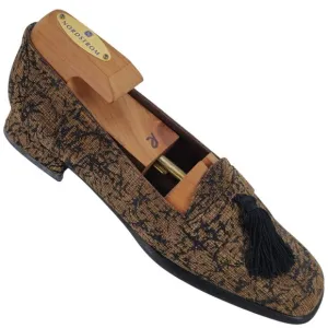 Stuart Weitzman Women's size 6.5AA Brown Black Tweed Dress Shoes Tassel Loafers