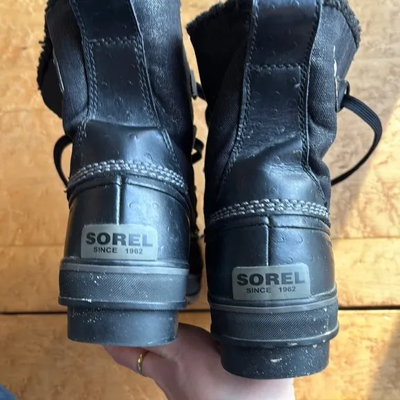 Stylish Black Winter Boots