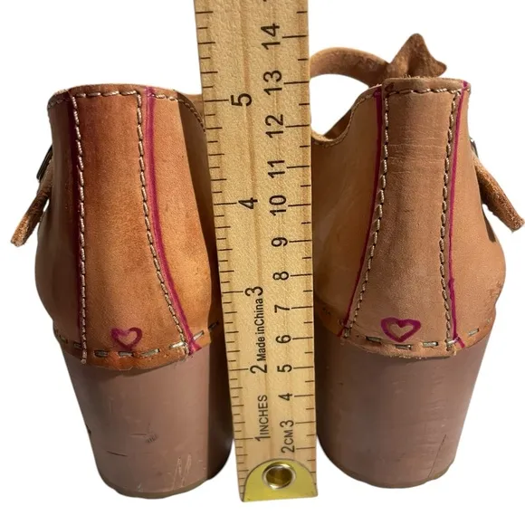 Swedish Hasbeens Leather Tan Wooden Wedge Heels/ Sandals Ankle Strap Toffel