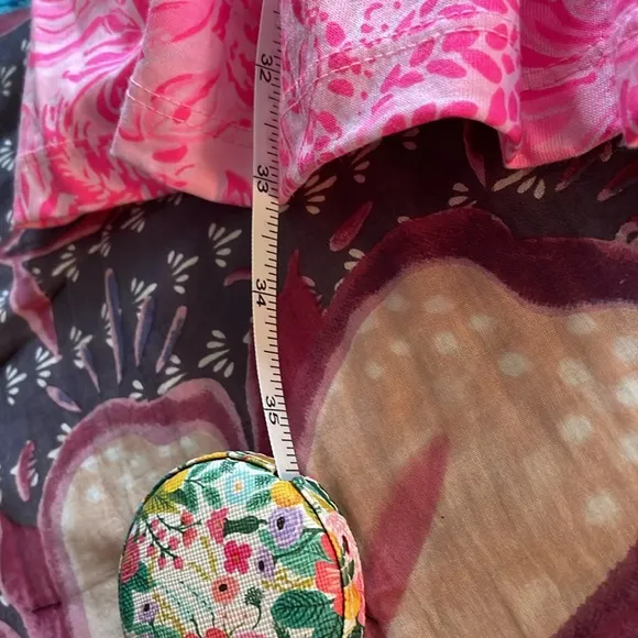 Sweet feminine and flattering! NWOT Lily Pulitzer, pink dress S 💕