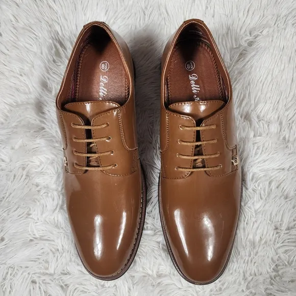 Tan Derby Dress Shoes Size 8.5