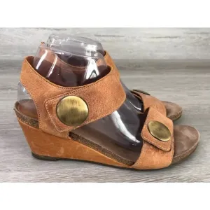 Taos Carousel 3 Strappy Women's Sandal US 9.5 Brown Leather Wedge Heel Casual