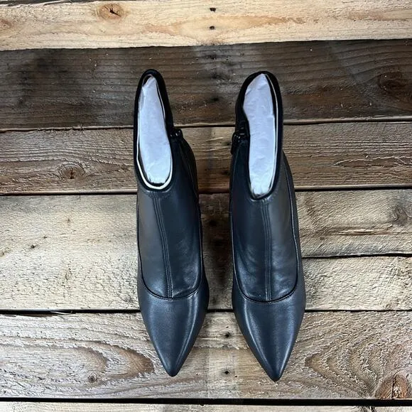 Ted Baker Liya Bootie - Black Leather &amp; Pink Heel - 6 - New without box