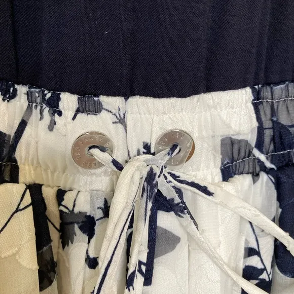 TED BAKER Navy Blue White Floral Bekzi Midi Pleated Dress Size 1 Or US Size 4