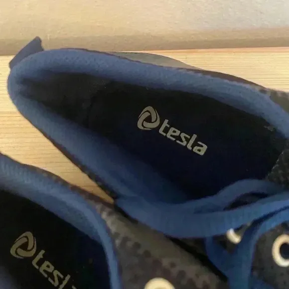 Tesla Zero Drop Baretrek Minimalist Barefoot Shoes