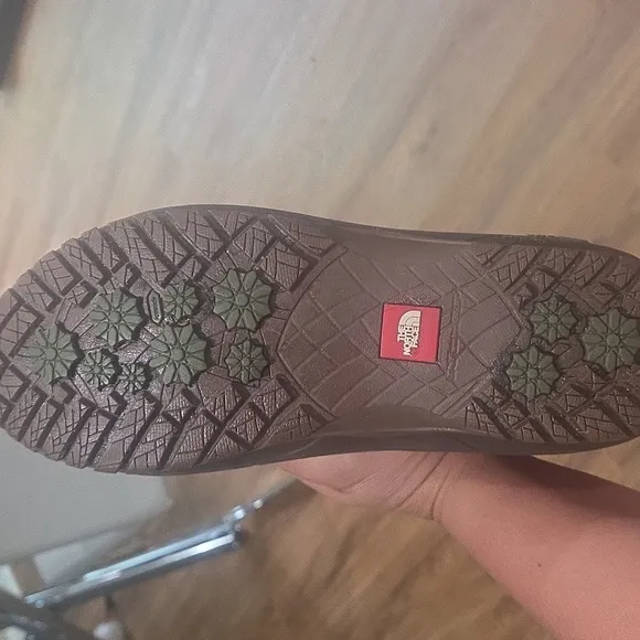 The North Face Women's Brown and Black Winter Boots