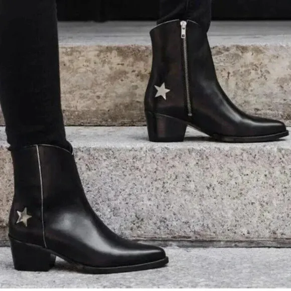 Thursday Country Star Black Boot Size 5 New