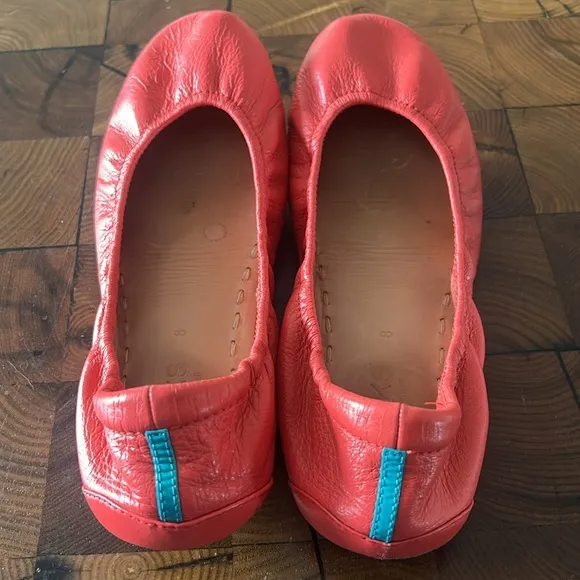 Tieks By Gavriell Poppy Orange Coral Leather Ballet Flats Shoes in size 8