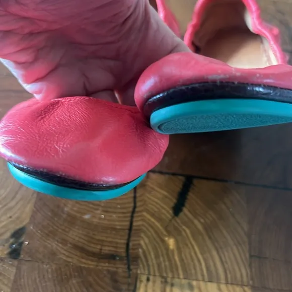 Tieks By Gavriell Poppy Orange Coral Leather Ballet Flats Shoes in size 8