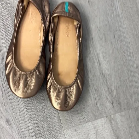 Tieks METALLIC BRONZE Stylish Bronze Ballet Flats size 7