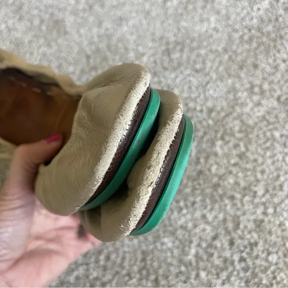 Tieks Round Toe Ballet Flats 8 Metallic Gold Foldable Preloved Size 8