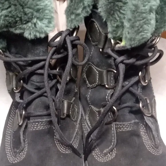 Timberland black leather women's winter boots size 9.5