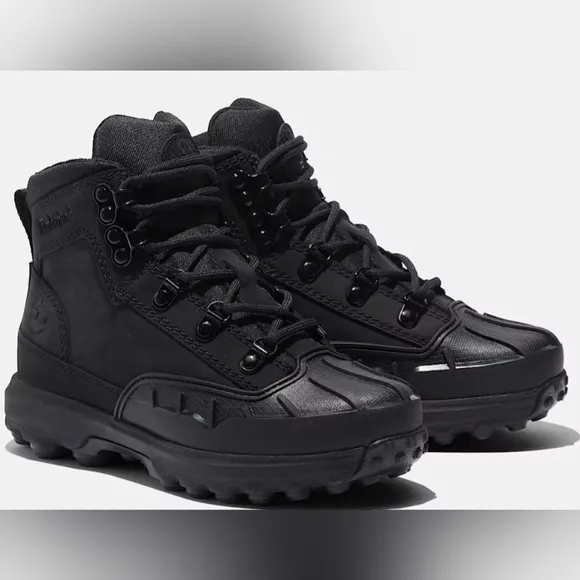 Timberland Junior Converge Waterproof Hiking Boots Size 2 New MSRP $115