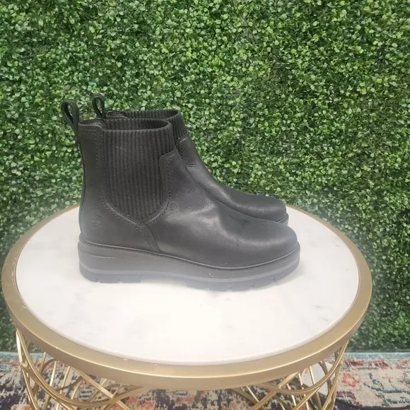 Timberland Women's Cervinia Valley Chelsea Boots - Size 9.5