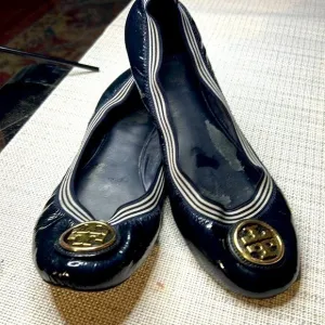 🥿😍Tory Burch Caroline women’s Ballet Flats,Navy Blue, patent leather, size11M