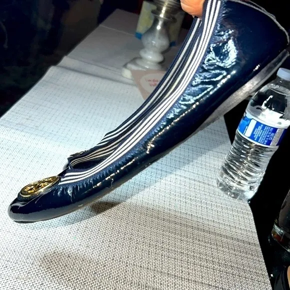 🥿😍Tory Burch Caroline women’s Ballet Flats,Navy Blue, patent leather, size11M