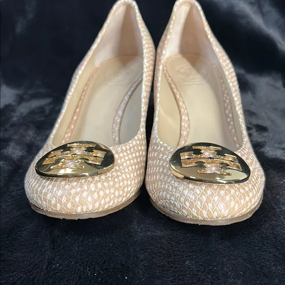 Tory Burch Cream and Gold Wedges