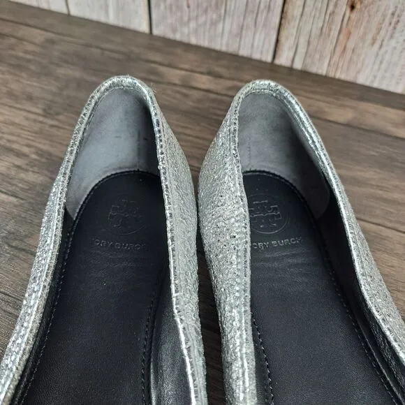Tory Burch Laila 2 Driver Ballet Flats Crinkle Metallic Silver Women's Sz 8 M