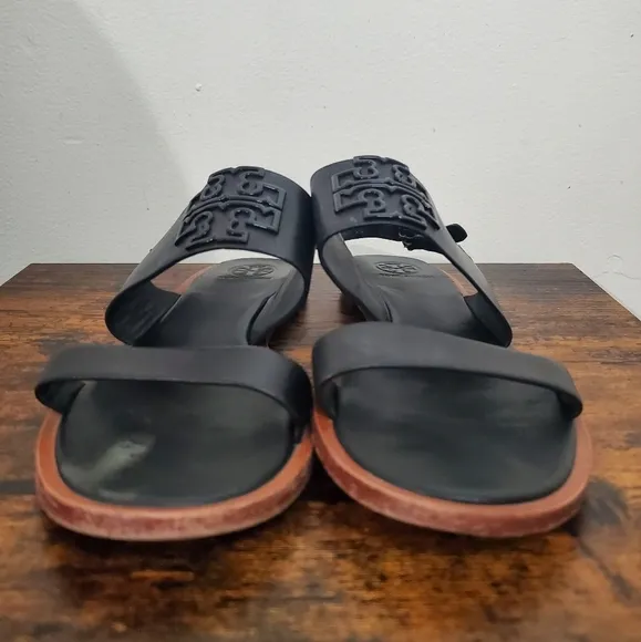 Tory Burch Power Coated Melinda Sandal Size 7 Calf Leather Black