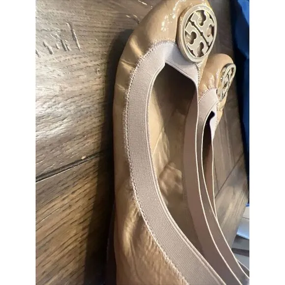 Tory Burch  reva flats/ballet‎ shoes size 9.5 M tan/camel color EUC