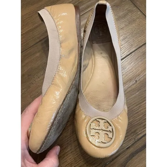 Tory Burch  reva flats/ballet‎ shoes size 9.5 M tan/camel color EUC