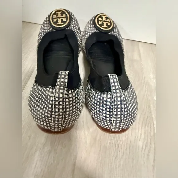 TORY BURCH WOMEN'S PATENT LEATHER Black,  Shoes Sz 5M