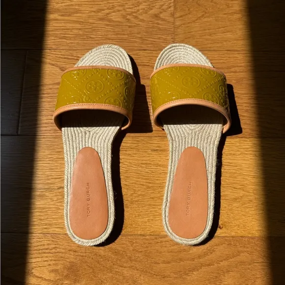Tory Burch Yellow Sandals for Casual Comfort