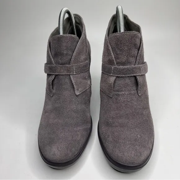 TSUBO Decari Gray Rough Suede Leather Wedge Hook &amp; Loop Ankle Bootie