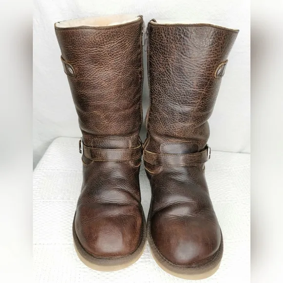 Ugg &quot;Kensington&quot; leather winter boots