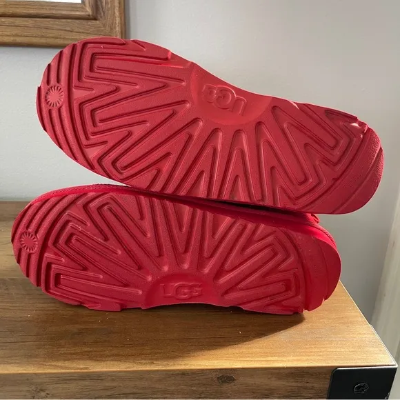 UGG ankle Boots suede Samba Red 1017320K unisex