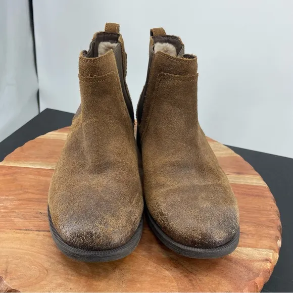 UGG Australia Bonham Winter Chelsea Boots 9 brown suede leather 1095150
