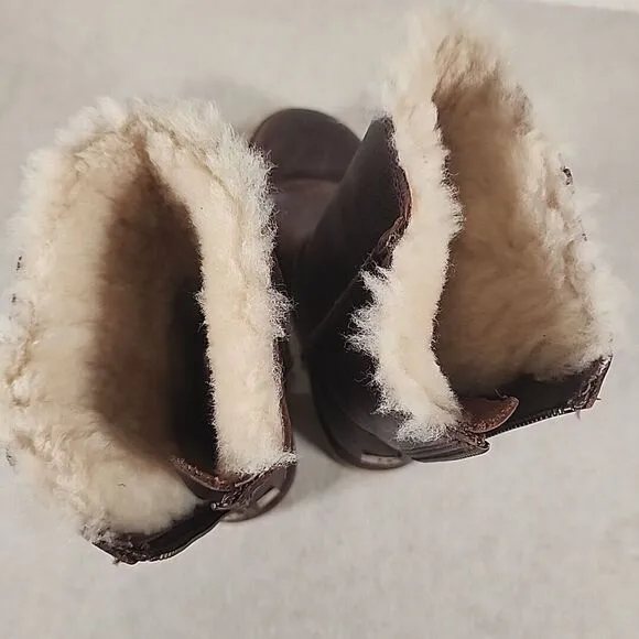 UGG Australia Classic Short Brown Leather Fur‎ Womens Sz 7 Boots Winter Snow