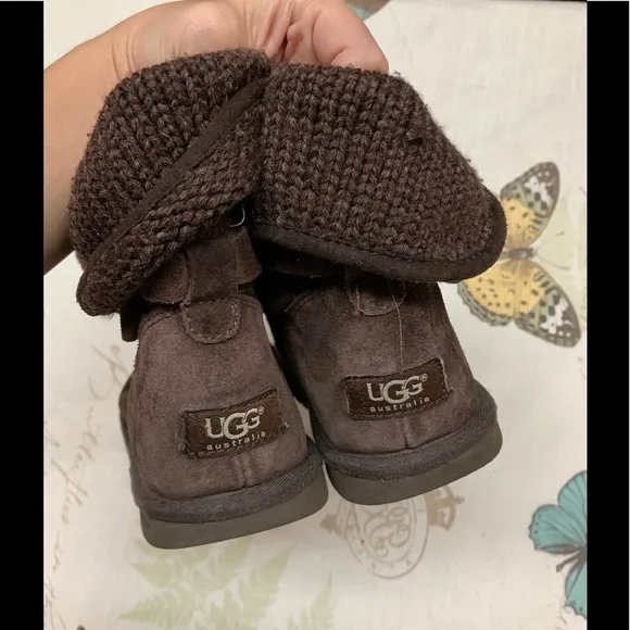 Ugg Australia Nyla Brown Knit Buckle Strap Winter Boots