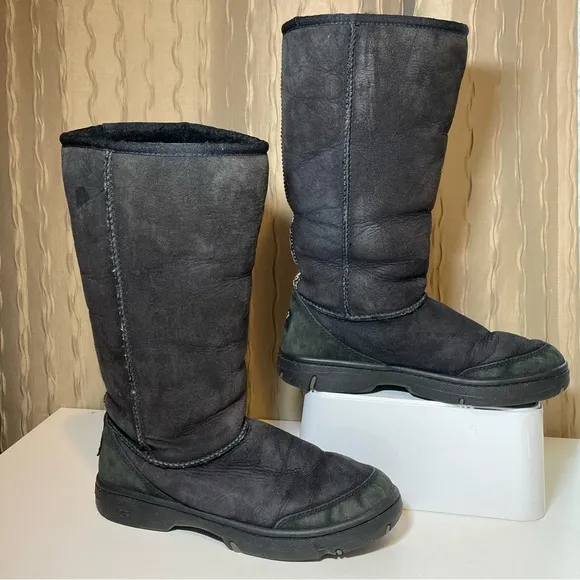 UGG Australia Ultimate Tall Braid 5340 Women's 8 Black Leather Winter F19008G