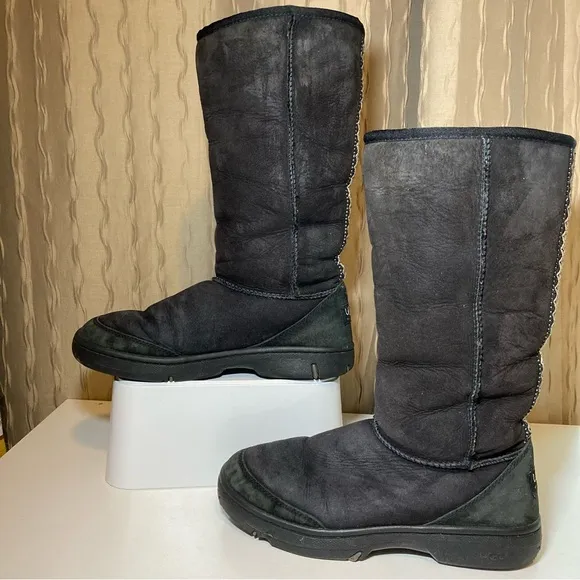 UGG Australia Ultimate Tall Braid 5340 Women's 8 Black Leather Winter F19008G