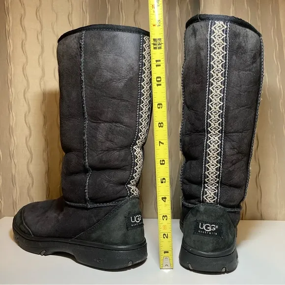 UGG Australia Ultimate Tall Braid 5340 Women's 8 Black Leather Winter F19008G
