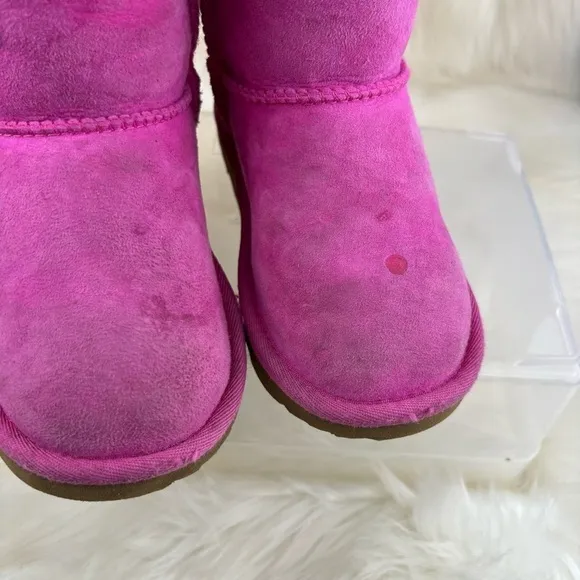 UGG BAILEY BOW II WINTER BOOTS SOZE 12 KIDS
