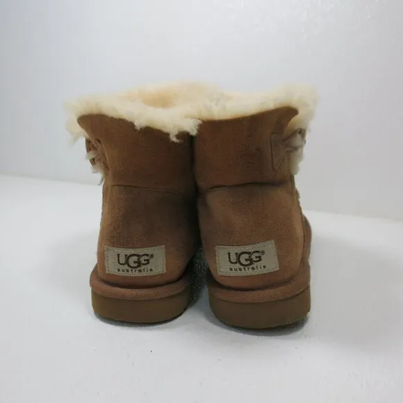 UGG Bailey Button Classic Short Winter Boots Shoes Australia Footwear Women's 6