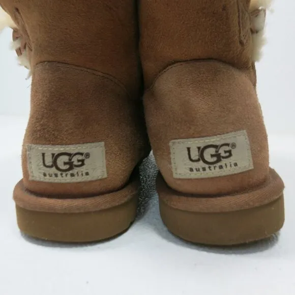 UGG Bailey Button Classic Short Winter Boots Shoes Australia Footwear Women's 6