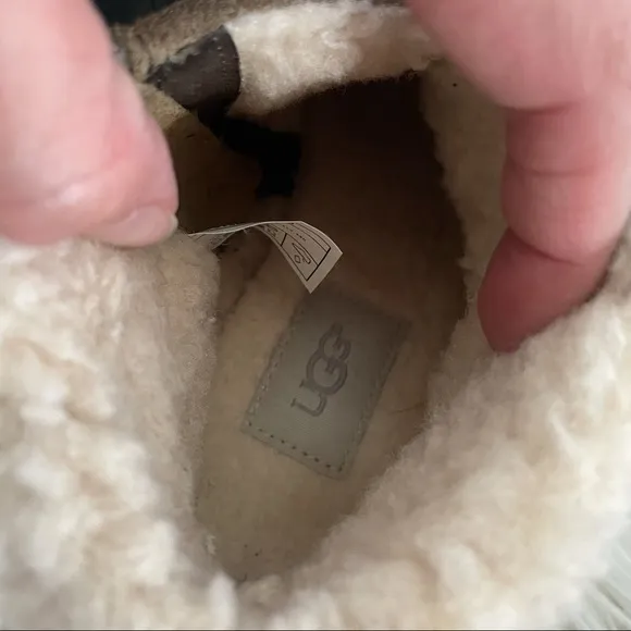 UGG benson boots brown rustic‎ leather wool 6.5