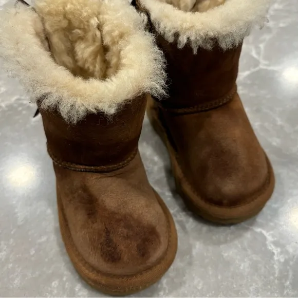 Ugg Boots Bailey Bow II Boots Chestnut Brown Tan Baby Toddler Girl Shoe Size 6