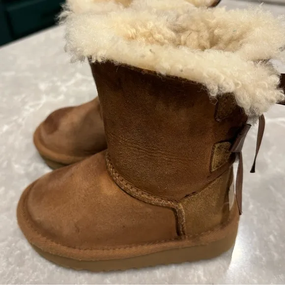 Ugg Boots Bailey Bow II Boots Chestnut Brown Tan Baby Toddler Girl Shoe Size 6