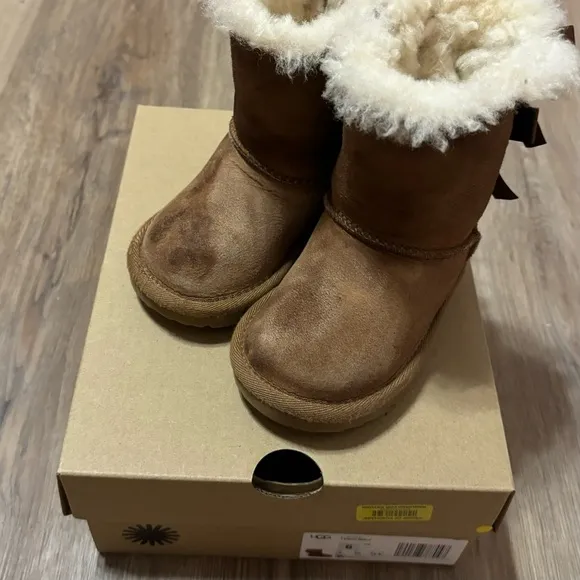 Ugg Boots Bailey Bow II Boots Chestnut Brown Tan Baby Toddler Girl Shoe Size 6